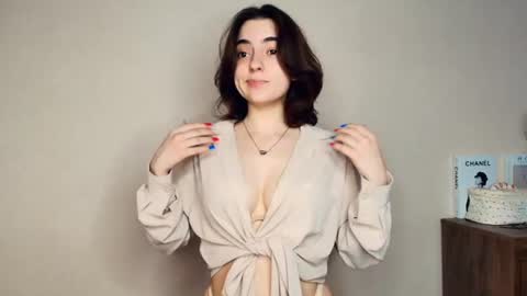 Emily online show from July 14, 7:24 am