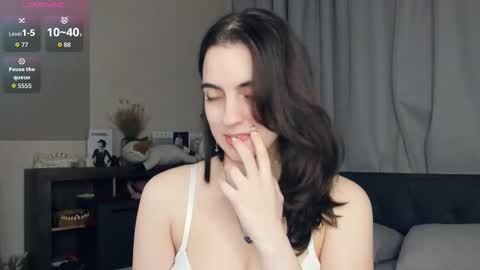 Emily online show from November 29, 7:56 am