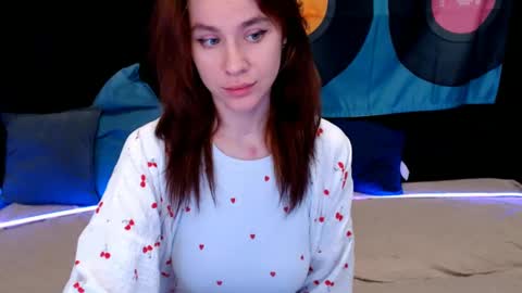 baby_kitte online show from December 24, 4:11 am