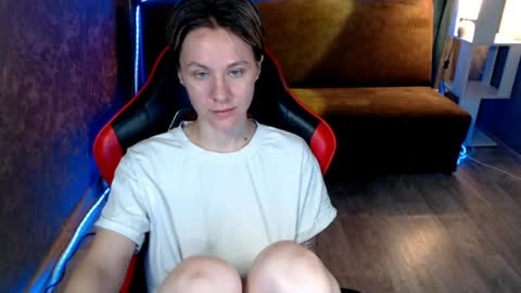 baby_kitte online show from July 28, 3:48 am
