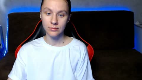 baby_kitte online show from June 19, 2:09 pm