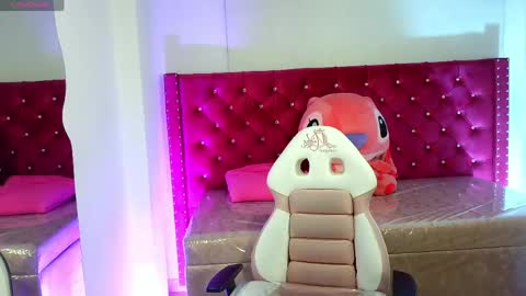 Nico online show from May 1, 10:51 am