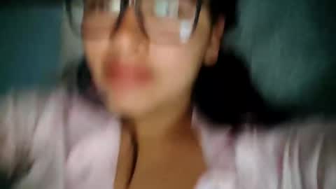 Snapshot of babyymango_ chatting on December 11, 5:53 am Gisselle online show from December 11, 5:53 am