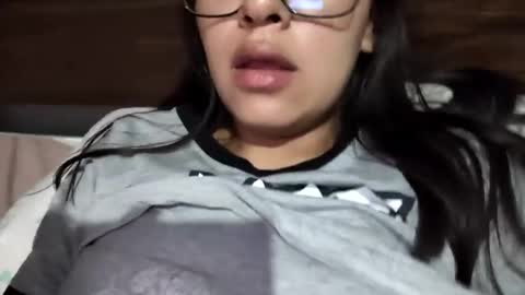 Snapshot of babyymango_ chatting on March 2, 11:06 pm Gisselle online show from March 2, 11:06 pm