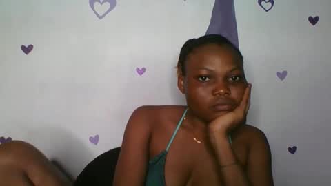 Snapshot of bad_bitch09 chatting on October 12, 11:56 am Bad bitch09 online show from October 12, 11:56 am