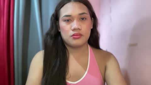 AMARA - FOLLOW ME AND THUMBS UP online show from February 25, 2:21 am