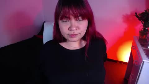 Snapshot of bad_scarlett1 chatting on October 20, 12:57 am Scarlett online show from October 20, 12:57 am