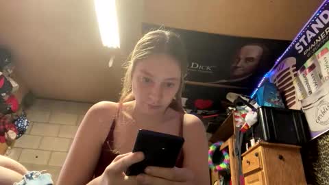 badazzcici online show from November 22, 3:31 am