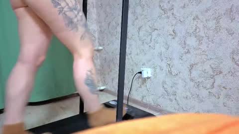 holly online show from February 26, 4:28 pm