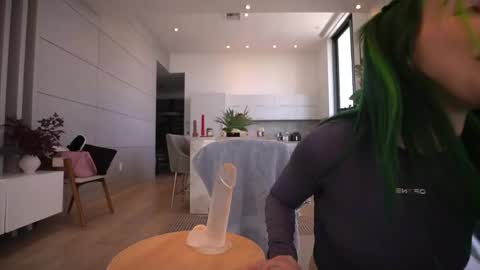 Bailey online show from March 22, 3:51 pm