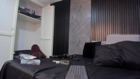Snapshot of bambiiqueen chatting on December 26, 12:59 pm Bambi 730am-1400 hrs online show from December 26, 12:59 pm