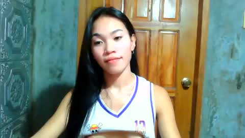 baninay810654 online show from June 25, 3:06 am