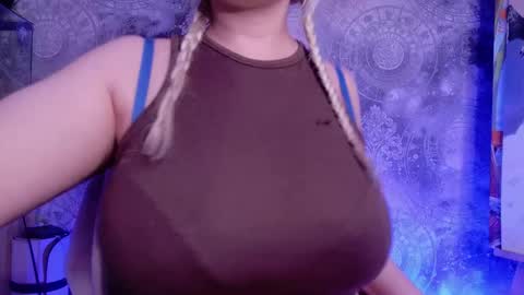 barbara_dennis online show from November 18, 11:15 pm