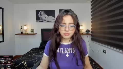 Snapshot of barbara_joness chatting on October 14, 8:00 pm Barbara online show from October 14, 8:00 pm