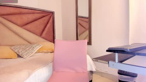 Barbara  online show from October 6, 1:44 am