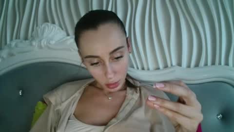 Kate online show from May 5, 5:16 pm