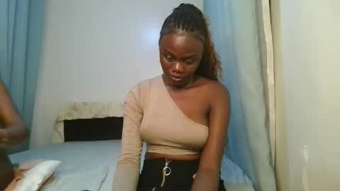 queen online show from October 28, 10:25 pm