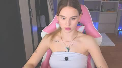 Eva online show from June 8, 11:44 am