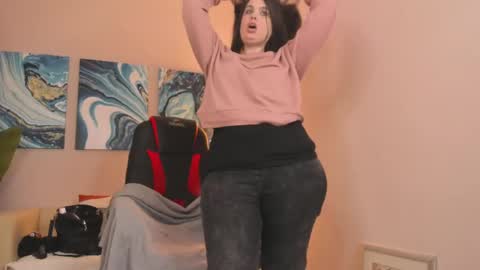 battymoll online show from February 26, 3:43 pm