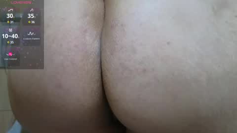 Snapshot of bbw_milf_4u chatting on February 27, 7:34 am Emma online show from February 27, 7:34 am
