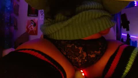 Welcome  I am Kitty PVT is open Please Make me Cum    ON MOST DAYS AFTER 12PM EASTERN TIME schedule below online show from December 14, 10:13 am