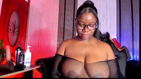 Tanisha online show from July 17, 8:40 am