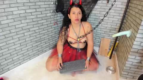 Snapshot of bdsm_meduza chatting on October 19, 1:13 pm Meduza online show from October 19, 1:13 pm