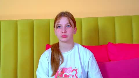 Beatrice online show from November 29, 7:07 pm