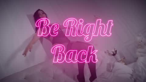 Bzzz Bea online show from February 28, 10:39 pm