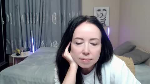 beautiful_moon3 online show from October 18, 11:24 am