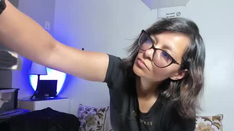 maria online show from March 3, 7:20 pm