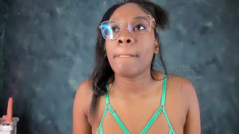 beautyebony_ online show from June 10, 12:26 pm