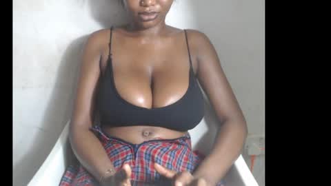 beautyslut1 online show from July 18, 8:44 pm