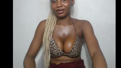 beautyslut1 online show from May 2, 9:40 pm