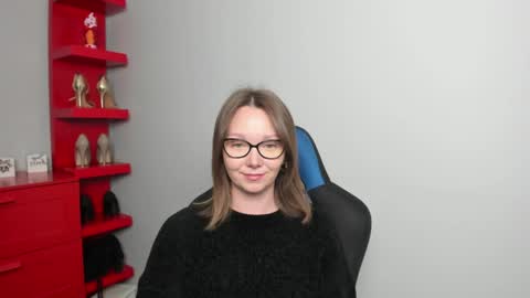 Zoe online show from June 10, 6:56 am