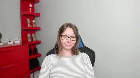Zoe online show from May 5, 6:05 am