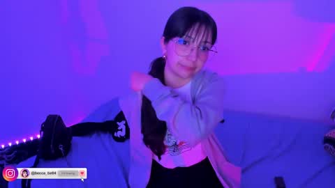 Snapshot of becca_be_ chatting on January 14, 1:36 am Becca is here online show from January 14, 1:36 am