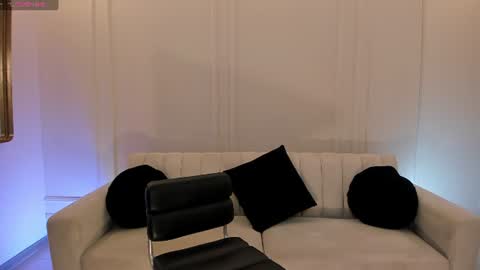 Am Becca online show from June 23, 12:03 pm