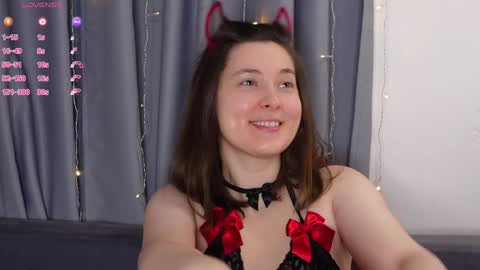 BeckyMartens come join me on    while im offline here  online show from October 29, 2:27 am