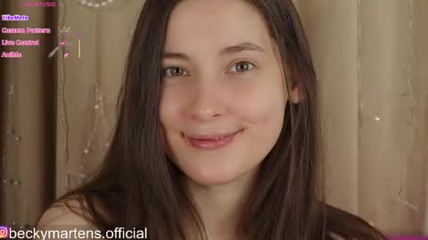 BeckyMartens come join me on    while im offline here  online show from June 5, 4:05 am