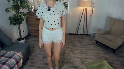 Julia online show from March 6, 9:48 am