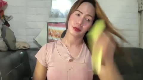 lenda online show from February 8, 11:33 am