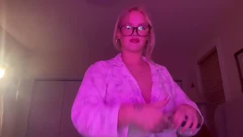 Bella Baby online show from February 11, 2:46 am