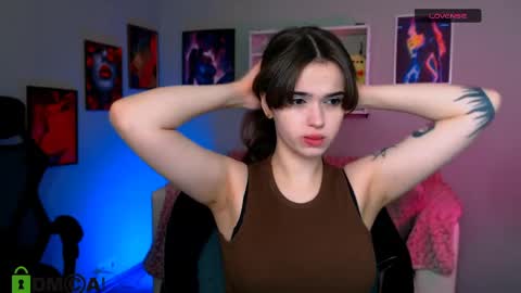 Bella online show from April 30, 11:15 am