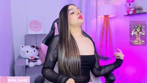 bella igbella hunttt online show from February 11, 3:41 am