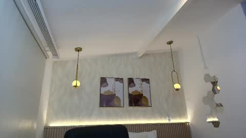 bella_millers online show from May 3, 5:16 pm