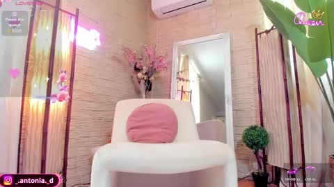 bella_posh online show from May 30, 8:34 am