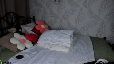 Linda Bella online show from May 6, 12:58 am