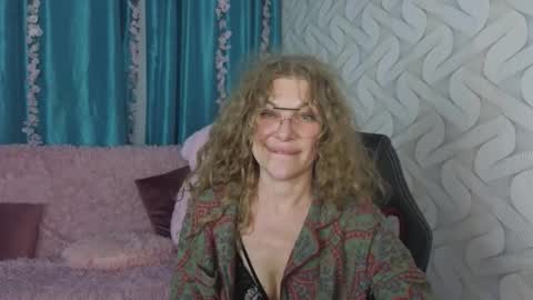 Bella online show from January 16, 4:25 pm