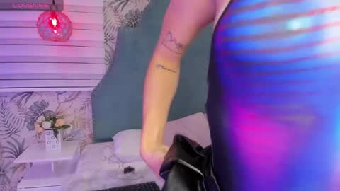 Bella Becca  online show from February 4, 6:06 pm